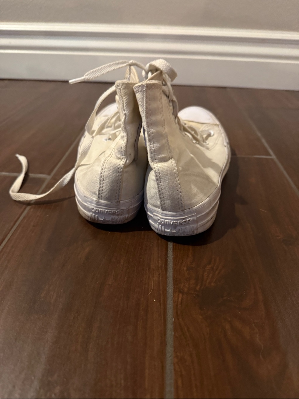 Converse - Picture 4 of 6